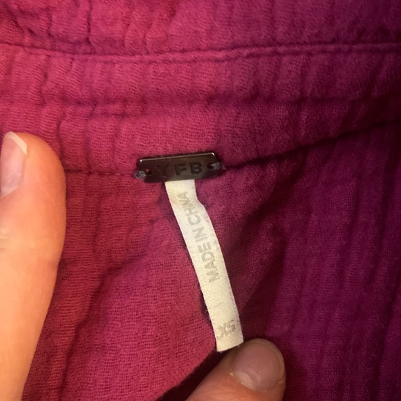 YFB Crinkle Button Down - Picture 2 of 2